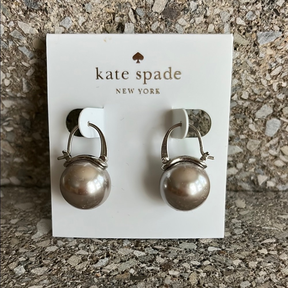 ❤️NWT Kate Spade ‘Shine On’ Grey & Silver-Tone Pearl Drop Earrings
